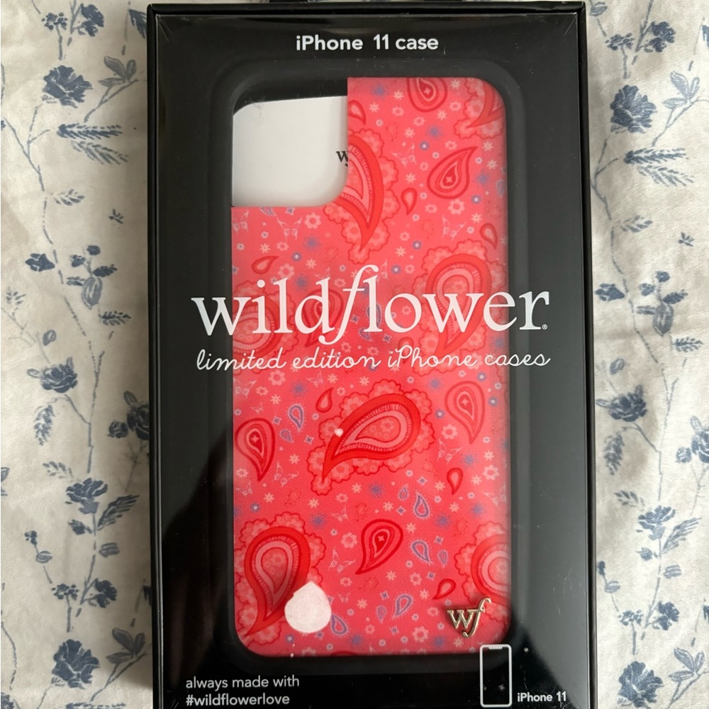 Wild flower pink design💗🌺 for iPhone 11
